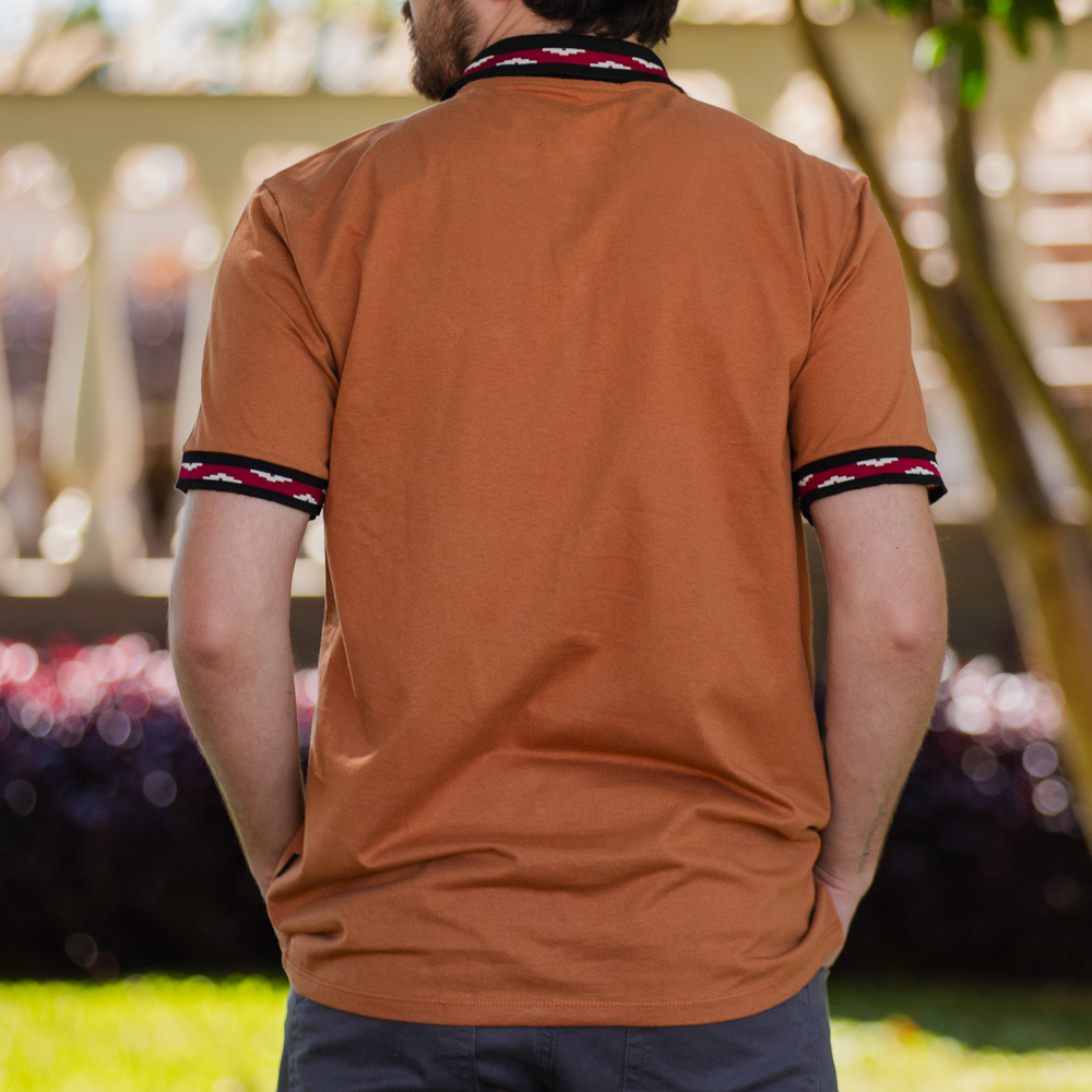 Polo Cusco Piquet Denim Pampa Estampa Cavalo - Caramelo - Cusco